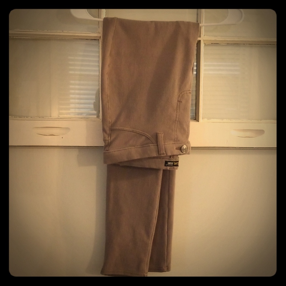 Lee Brand Slim Fit Taupe/Mocha Jean leggings.